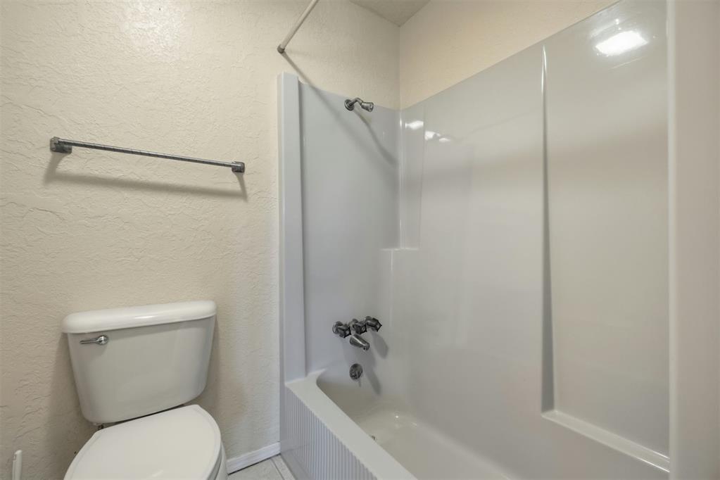 1011 Mockingbird Lane Property Photo 36
