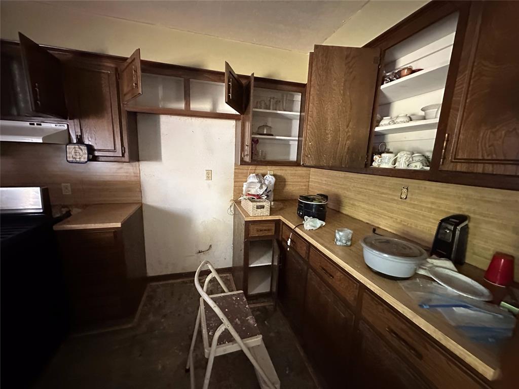 1112 Val Genes Road Property Photo 6