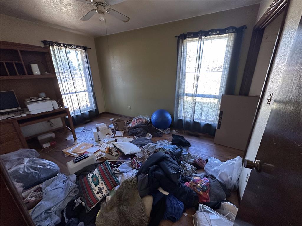1112 Val Genes Road Property Photo 13