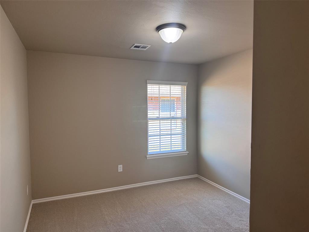 12701 Edison Drive Property Photo 17
