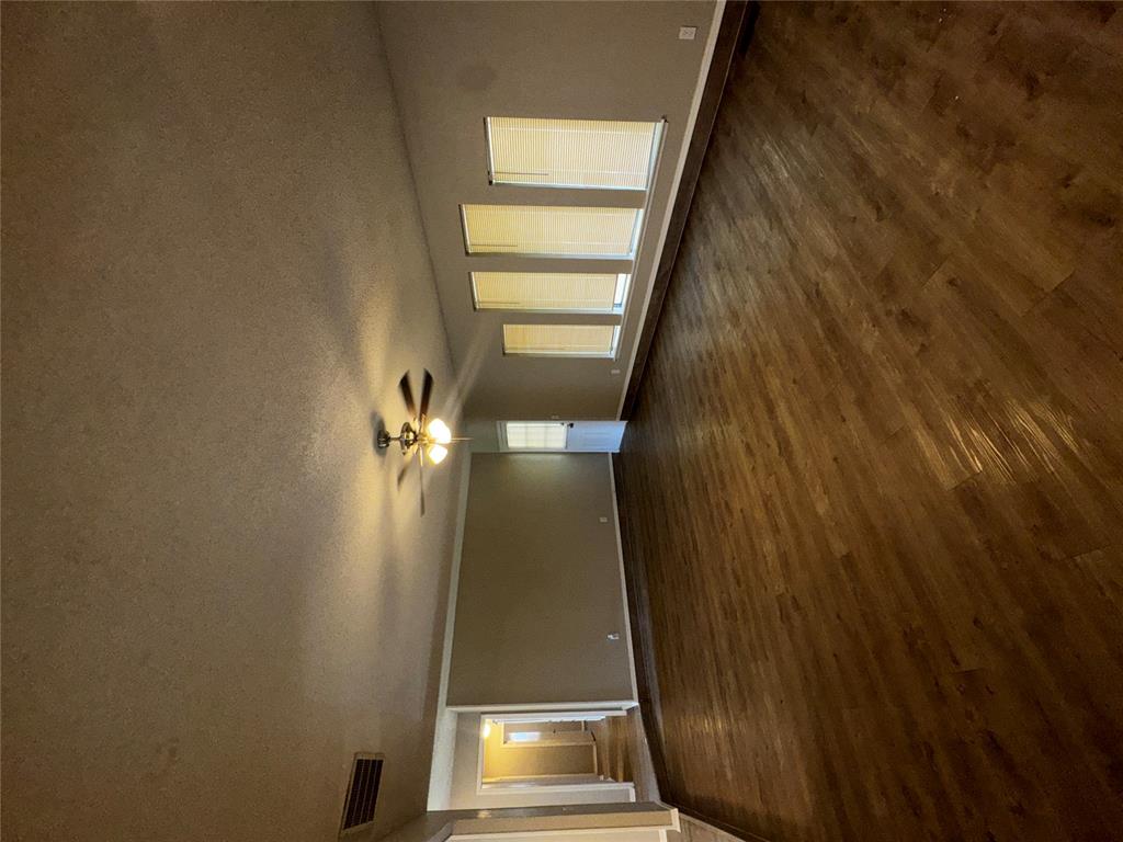 1252937 Property Photo 8