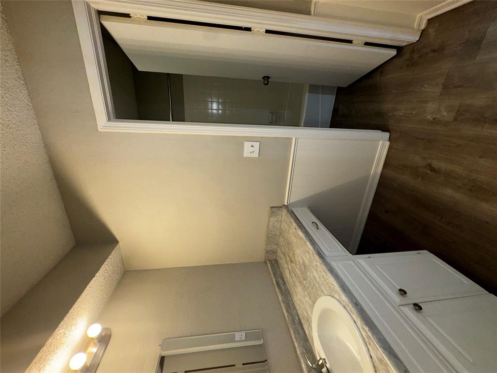 1252937 Property Photo 18