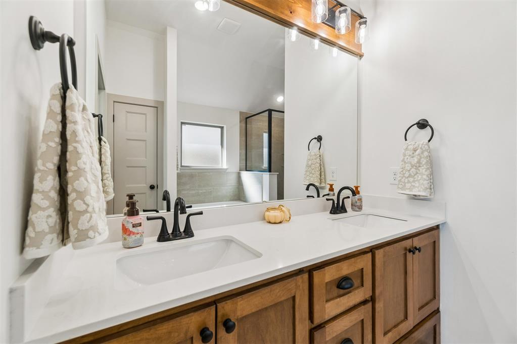 11912 Nw 120th Street Property Photo 29
