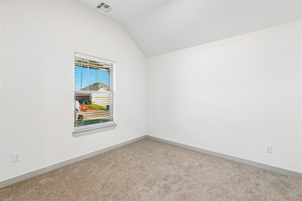 11912 Nw 120th Street Property Photo 33