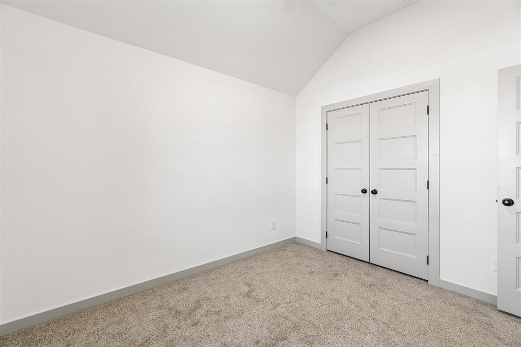 11912 Nw 120th Street Property Photo 34