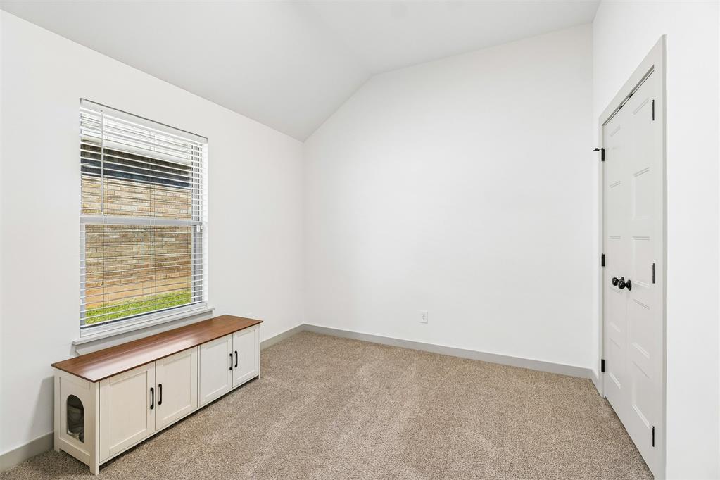 11912 Nw 120th Street Property Photo 36