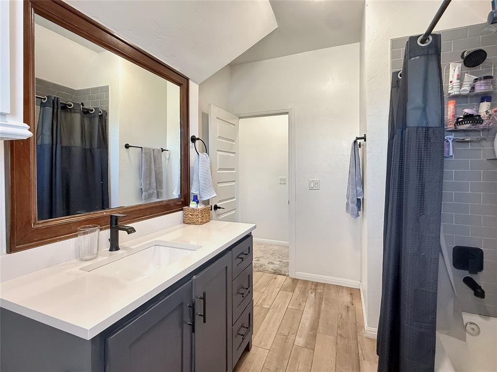 8432 Nw 132nd Street Property Photo 44