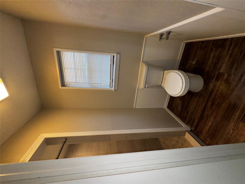 1252942 Property Photo 9
