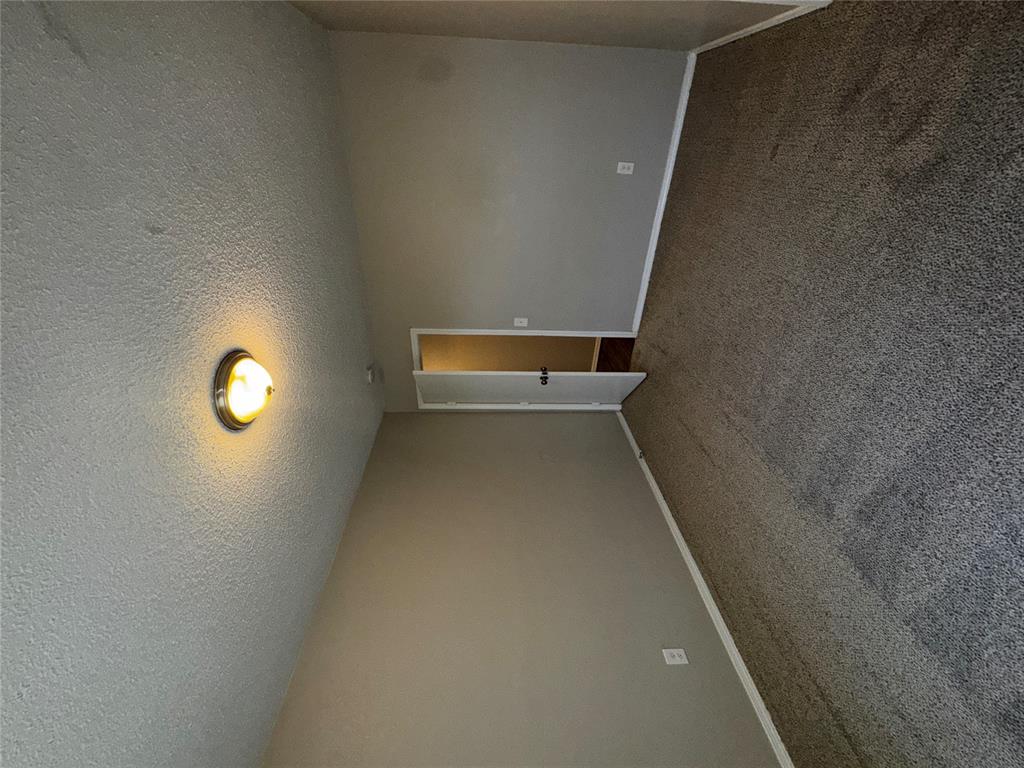 1252942 Property Photo 12