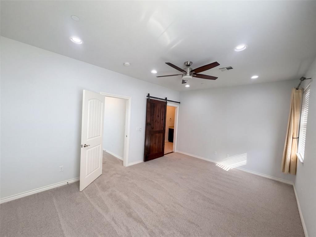 549 S Fretz Avenue Property Photo 4