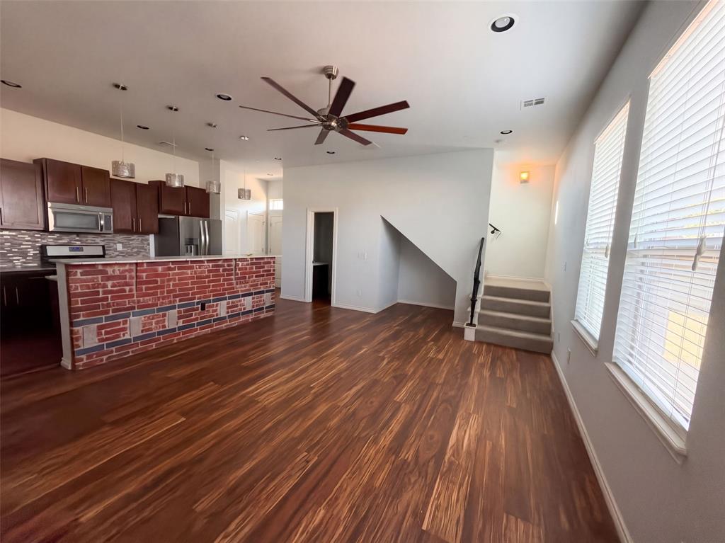 549 S Fretz Avenue Property Photo 8