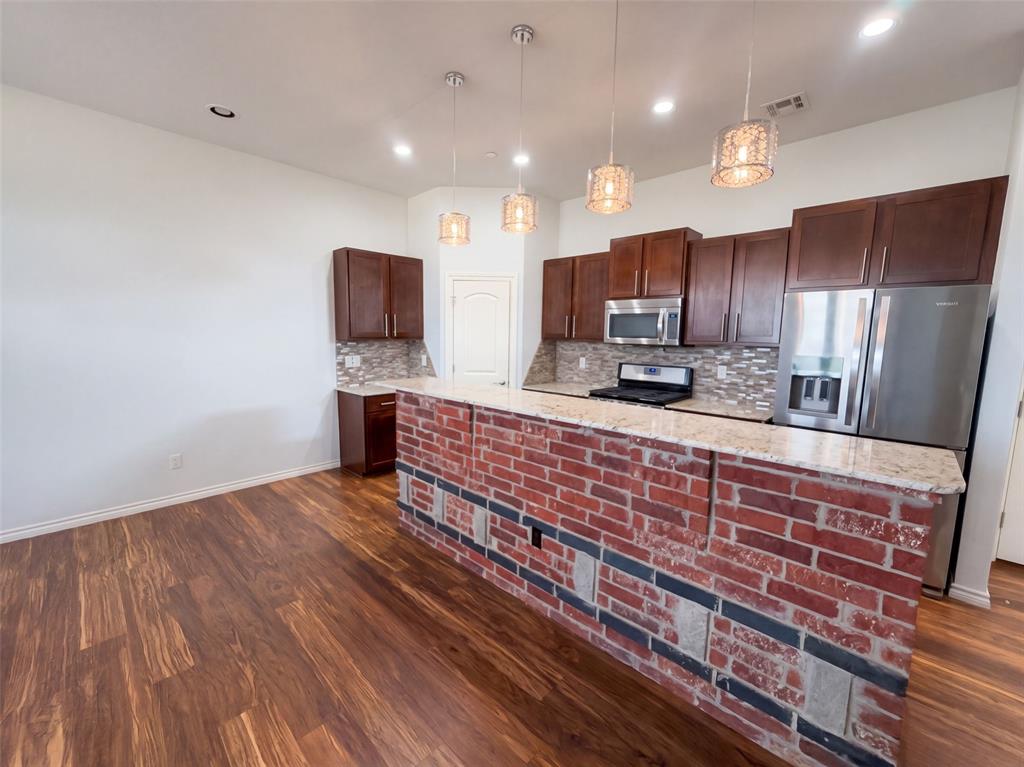 549 S Fretz Avenue Property Photo 11