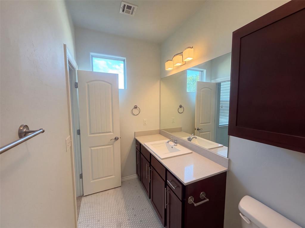 549 S Fretz Avenue Property Photo 19