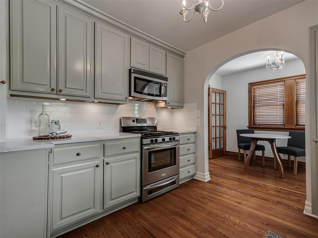 217 Edgemere Court Property Photo 8