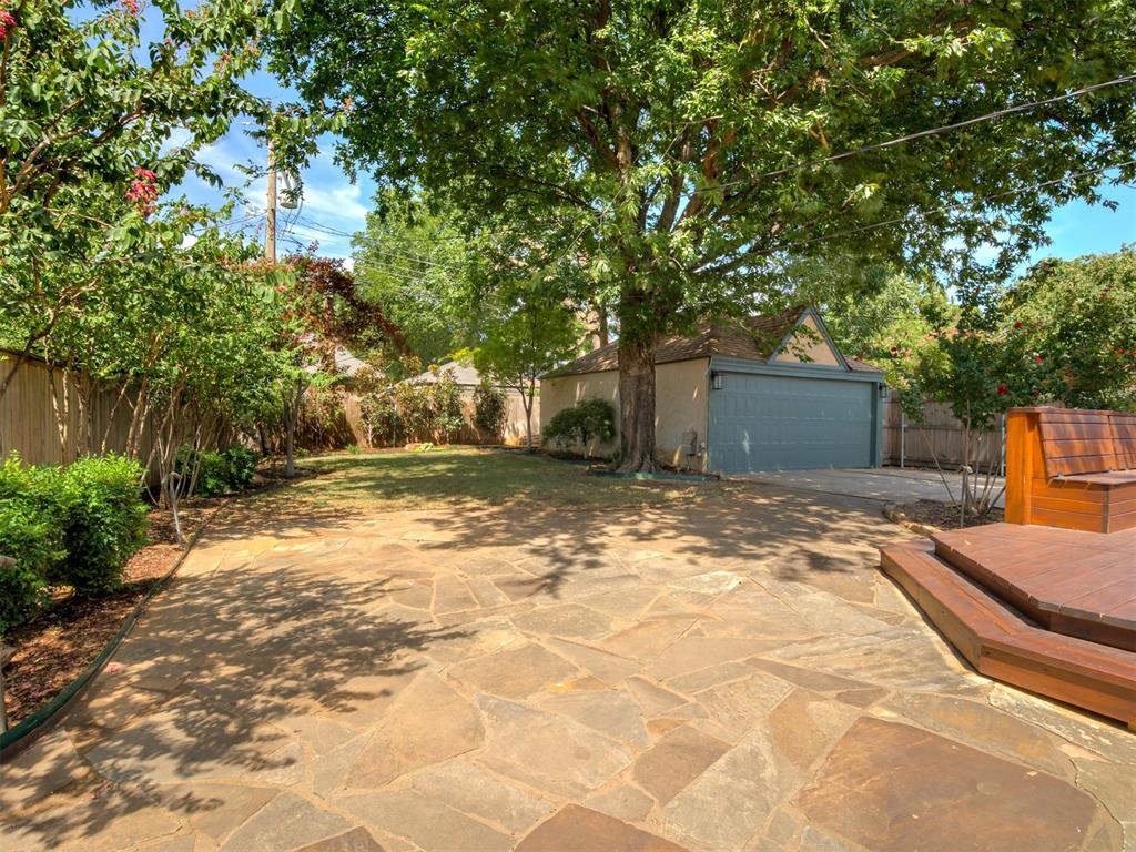 217 Edgemere Court Property Photo 40