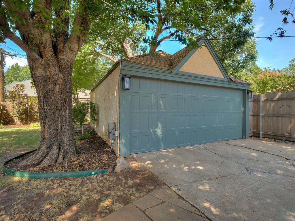 217 Edgemere Court Property Photo 41