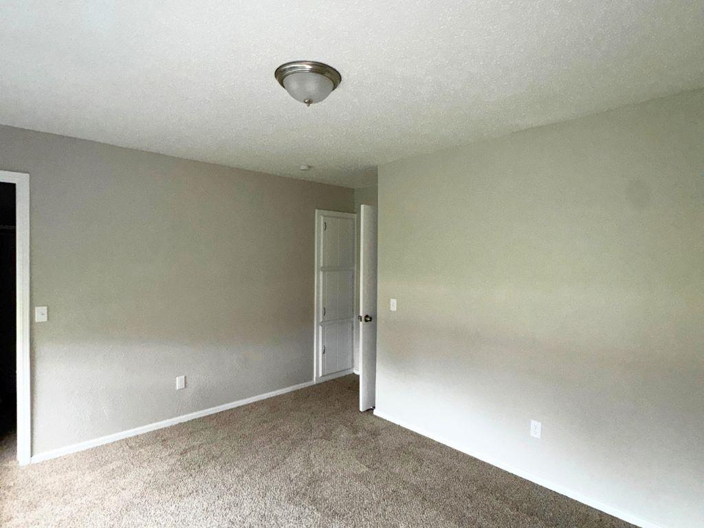 2228 S Whitbourne Place Property Photo 10