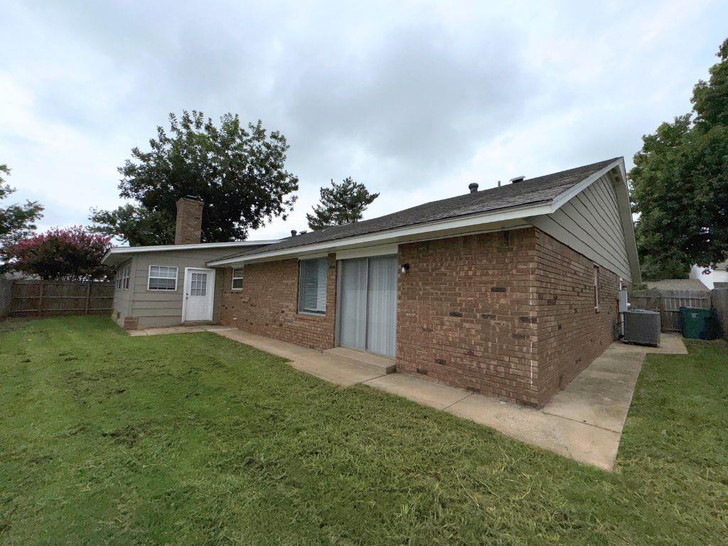 2228 S Whitbourne Place Property Photo 17