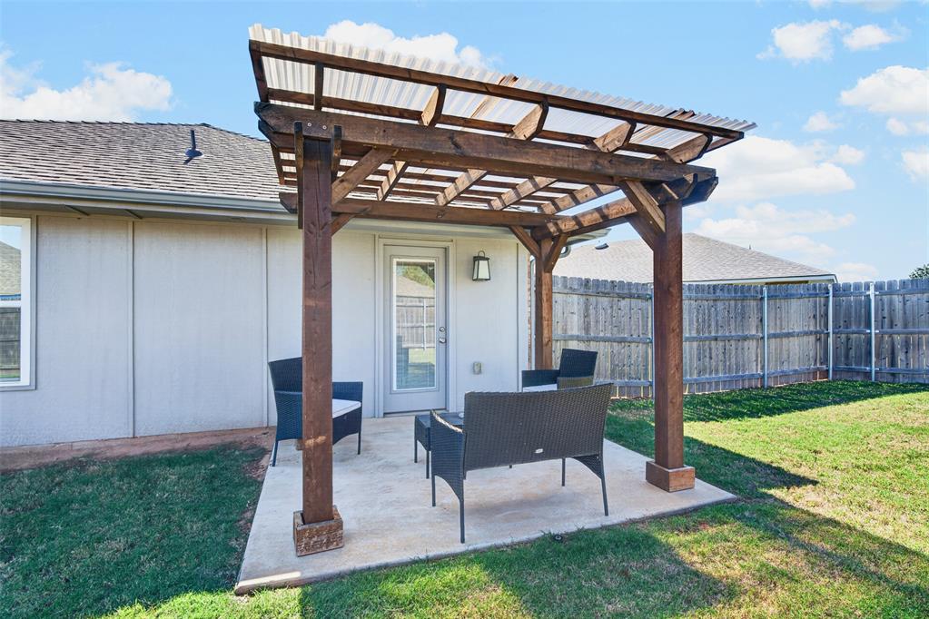 11437 Sw 12th Street Property Photo 21