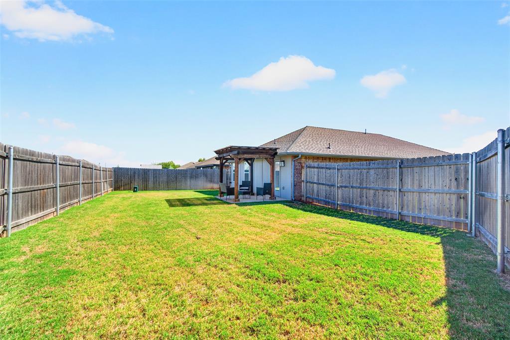 11437 Sw 12th Street Property Photo 24