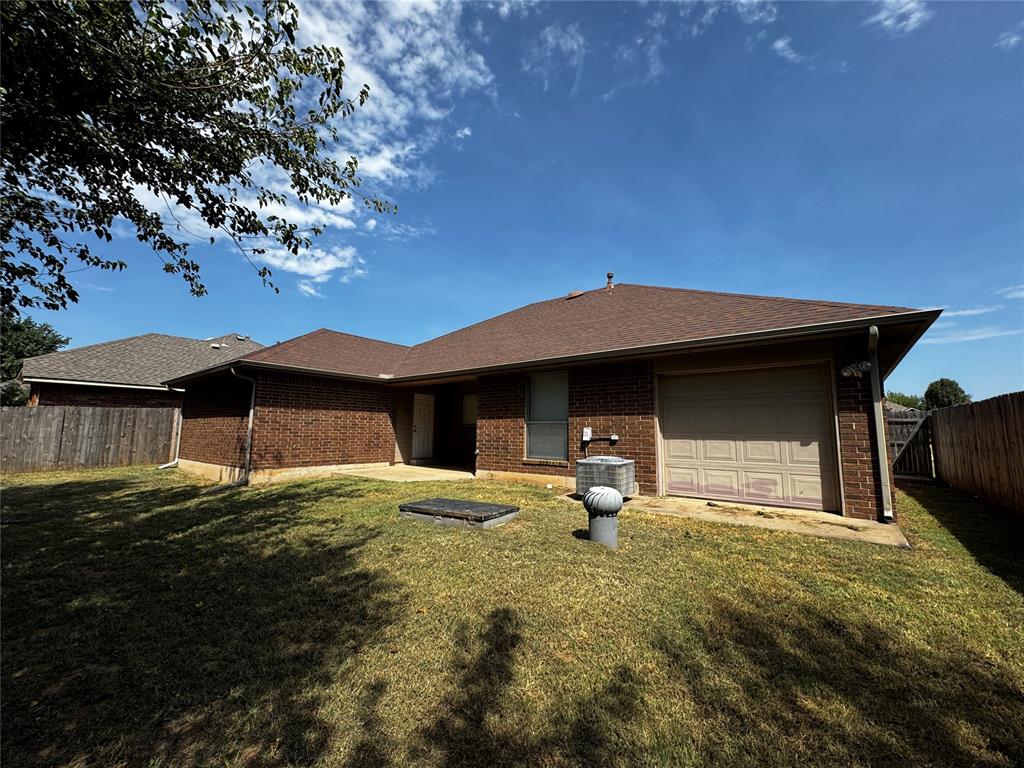 5328 Republic Drive Property Photo 14
