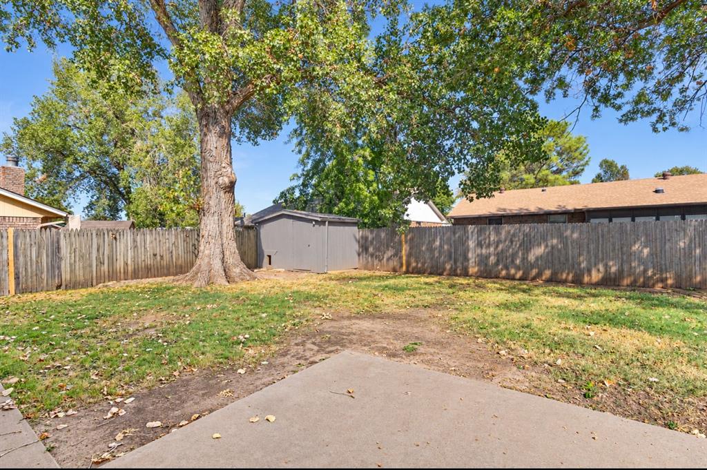 816 N Stout Circle Property Photo 32