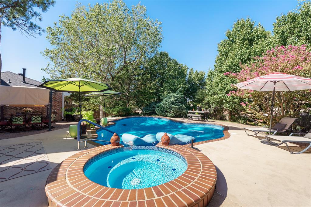 841 Nw Glenlake Drive Property Photo 33