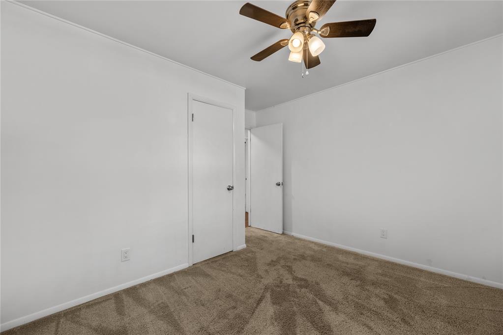 208 S Glendale Road Property Photo 15