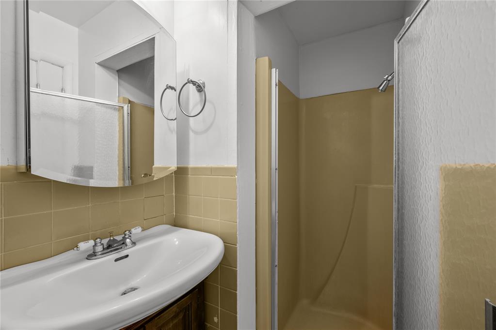 208 S Glendale Road Property Photo 22