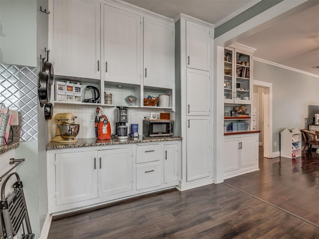 114 W Georgia Street Property Photo 14