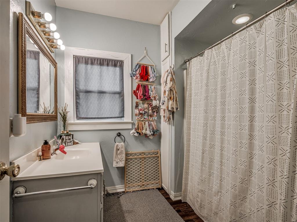 114 W Georgia Street Property Photo 27