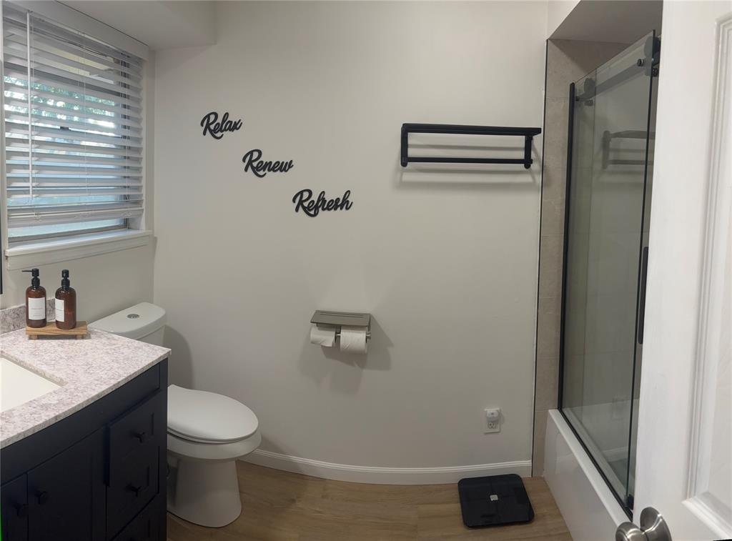 400 Wildewood Terrace Property Photo 13
