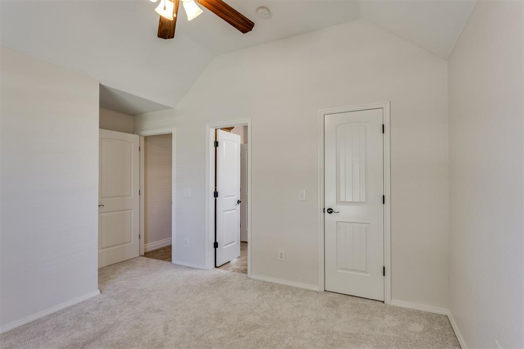 10812 Nw 34th Street Property Photo 34