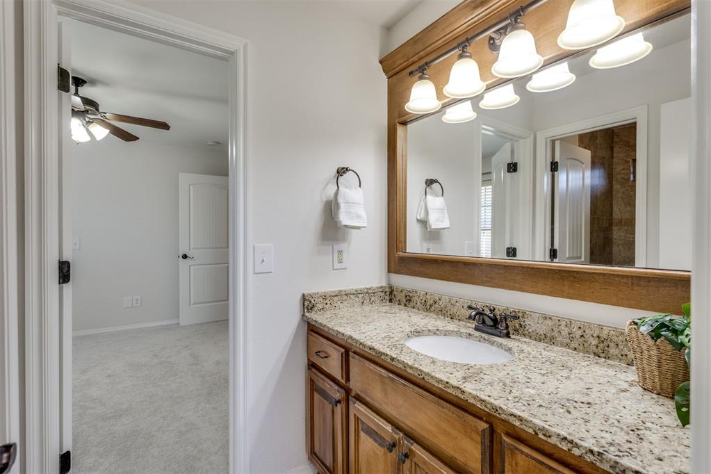 10812 Nw 34th Street Property Photo 40