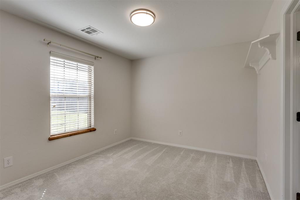 10812 Nw 34th Street Property Photo 42