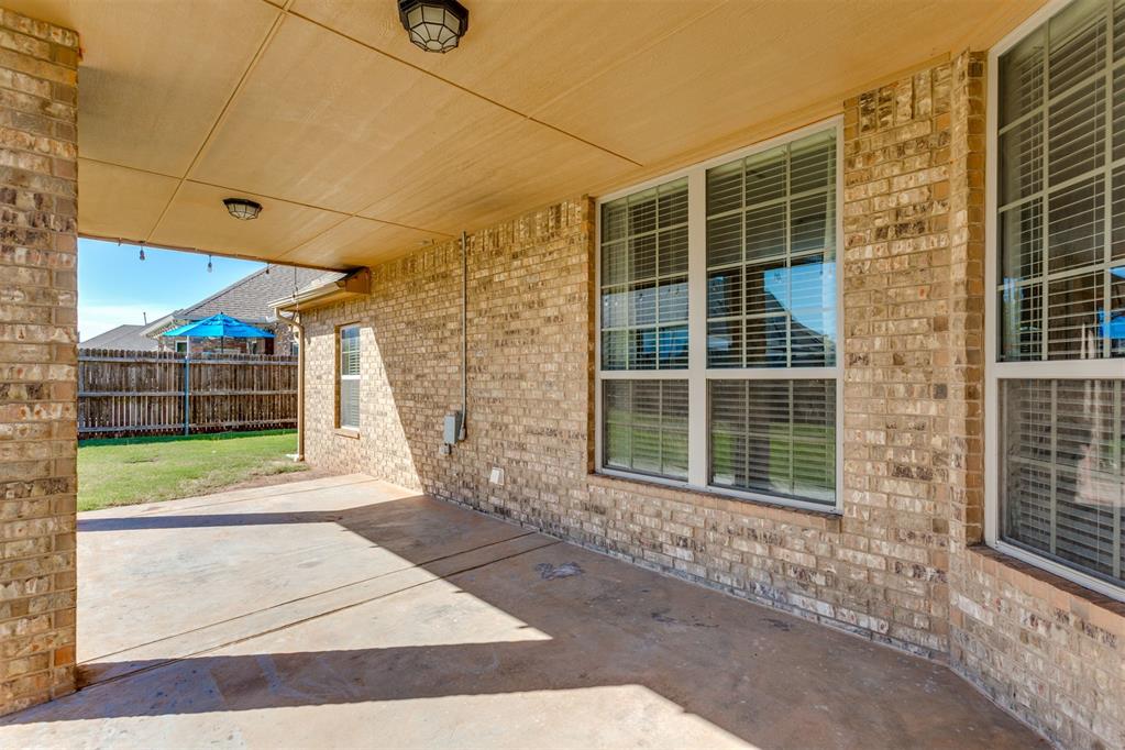 10812 Nw 34th Street Property Photo 44