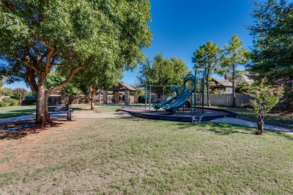 10812 Nw 34th Street Property Photo 47