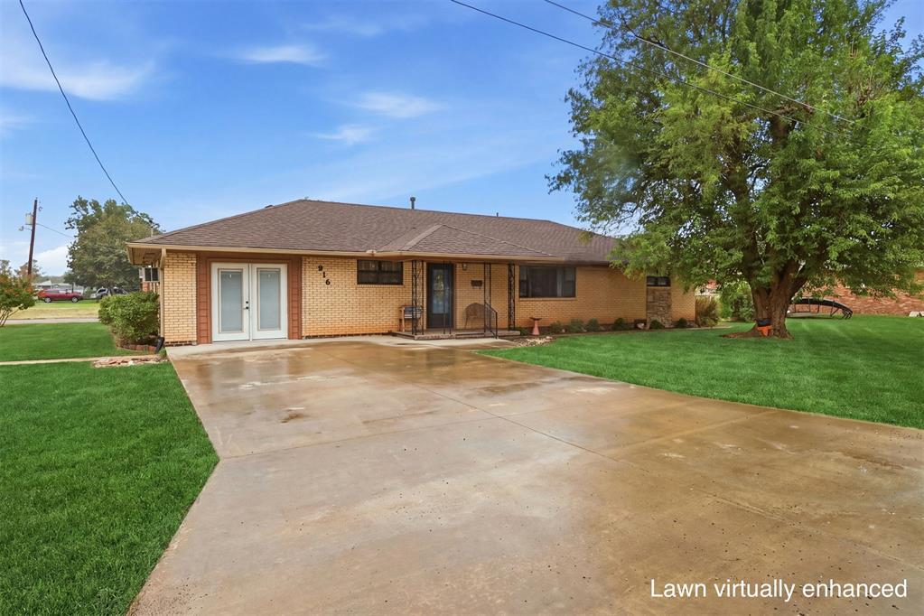 916 N Byers Avenue Property Photo 3