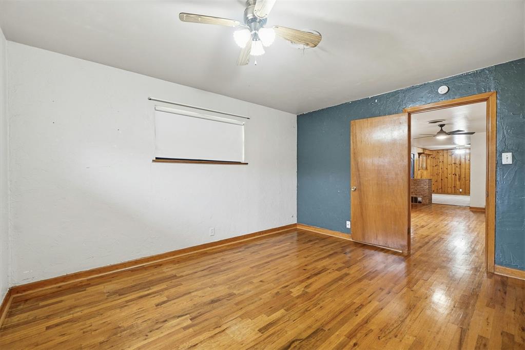 916 N Byers Avenue Property Photo 25