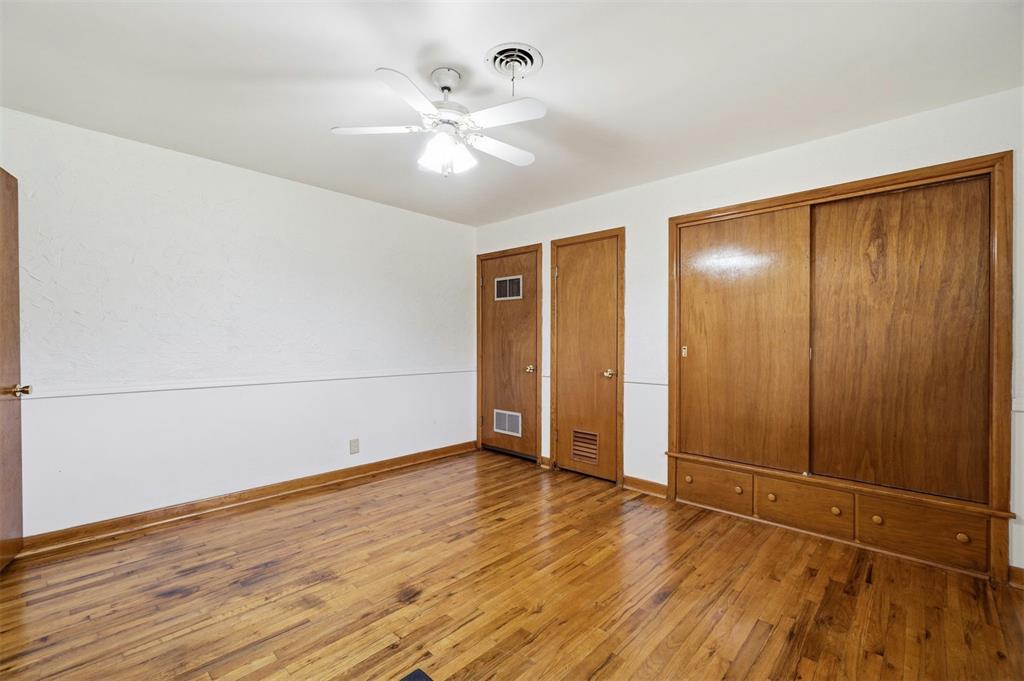 916 N Byers Avenue Property Photo 36