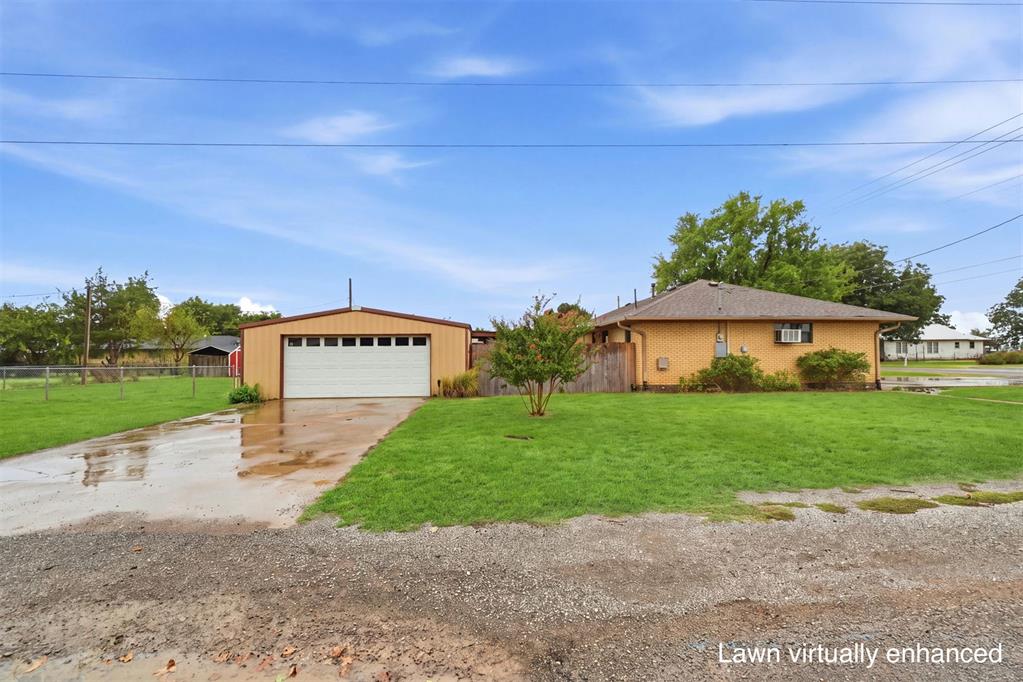 916 N Byers Avenue Property Photo 48