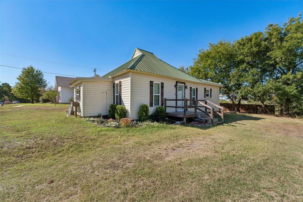 703 S Dewey Avenue Property Photo 13