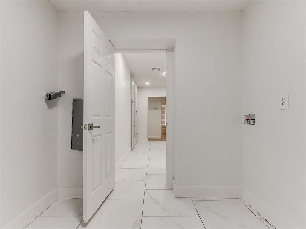 1253015 Property Photo 37