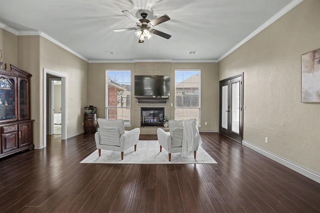 10915 Blue Sky Drive Property Photo 3