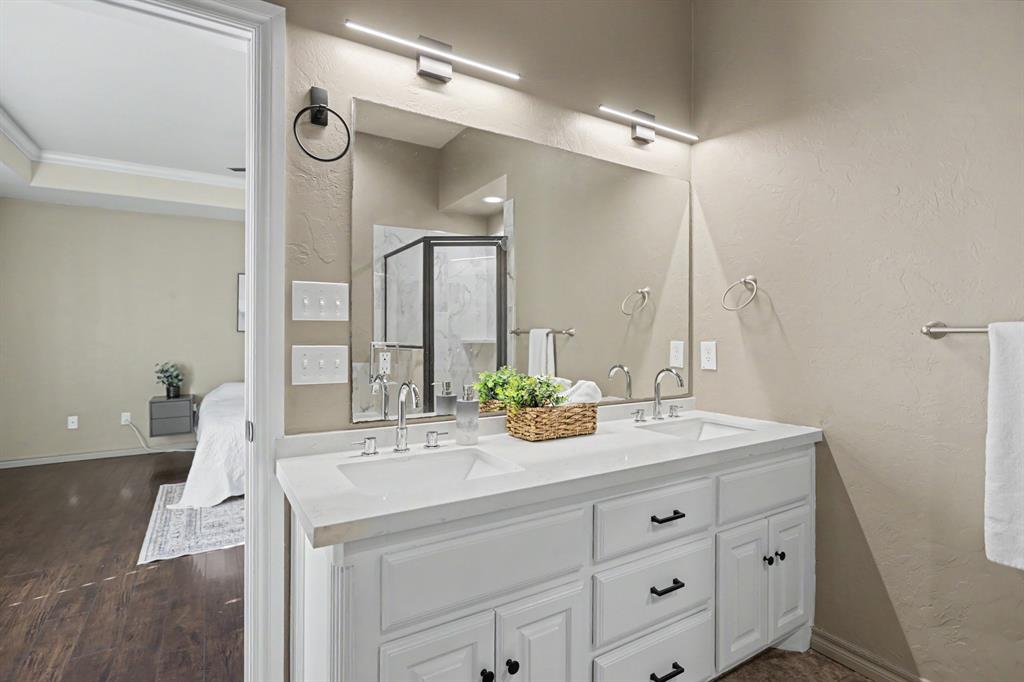 10915 Blue Sky Drive Property Photo 16