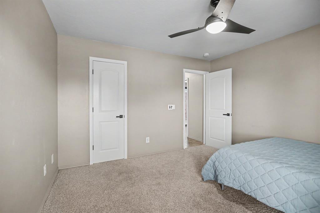 10915 Blue Sky Drive Property Photo 24