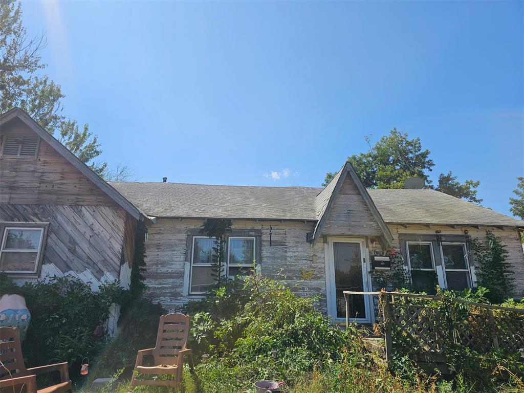 408 W Main Street Property Photo 1