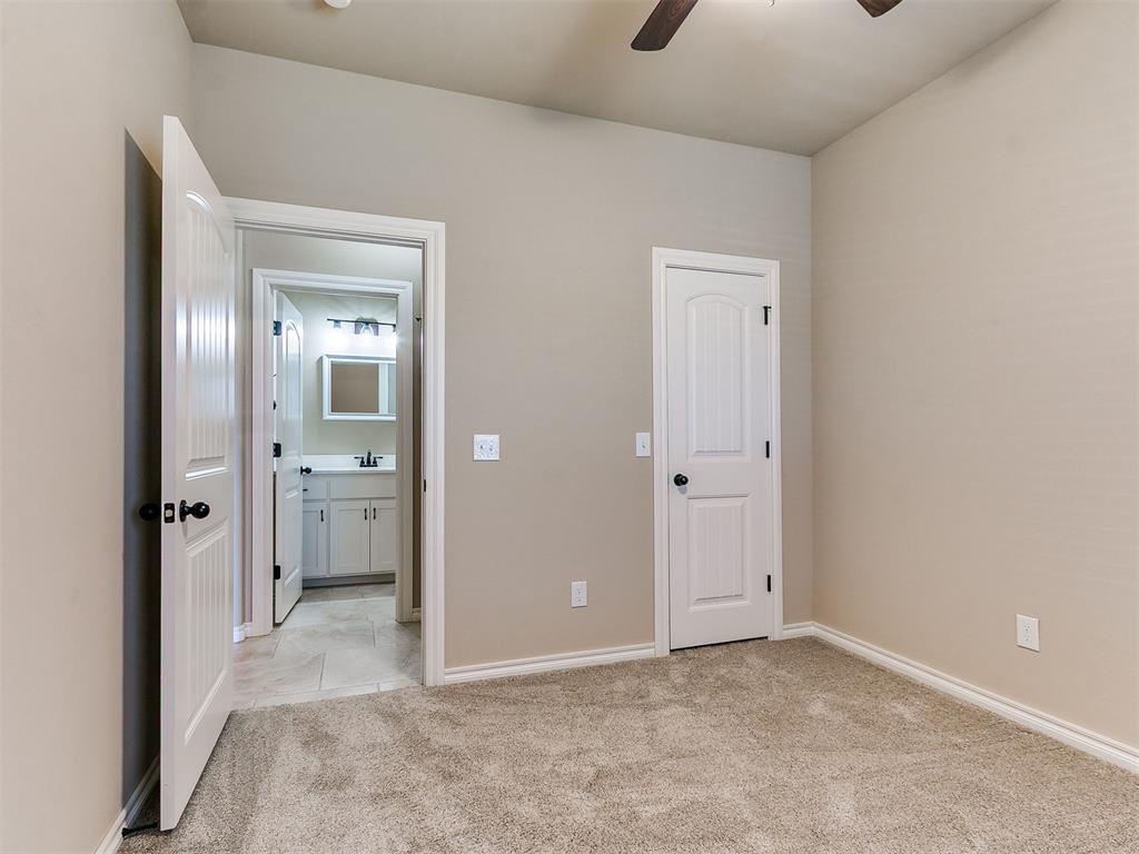 324 Golden Leaf Court Property Photo 14