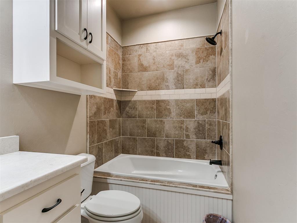 324 Golden Leaf Court Property Photo 15