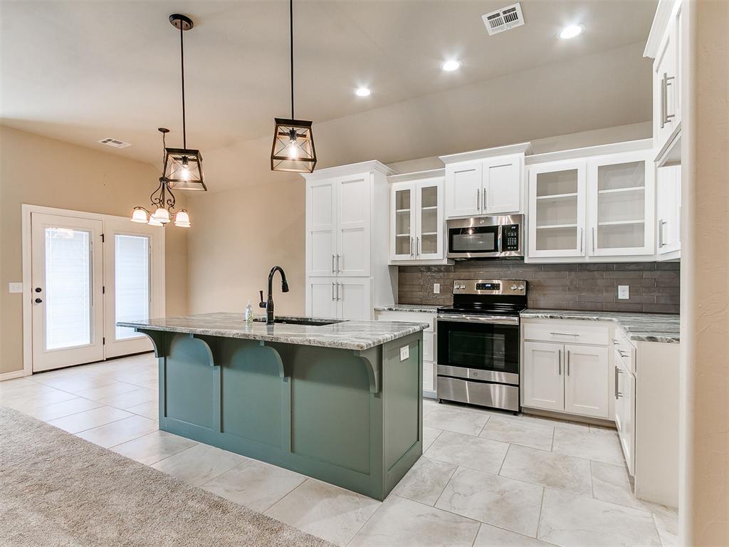 324 Golden Leaf Court Property Photo 24